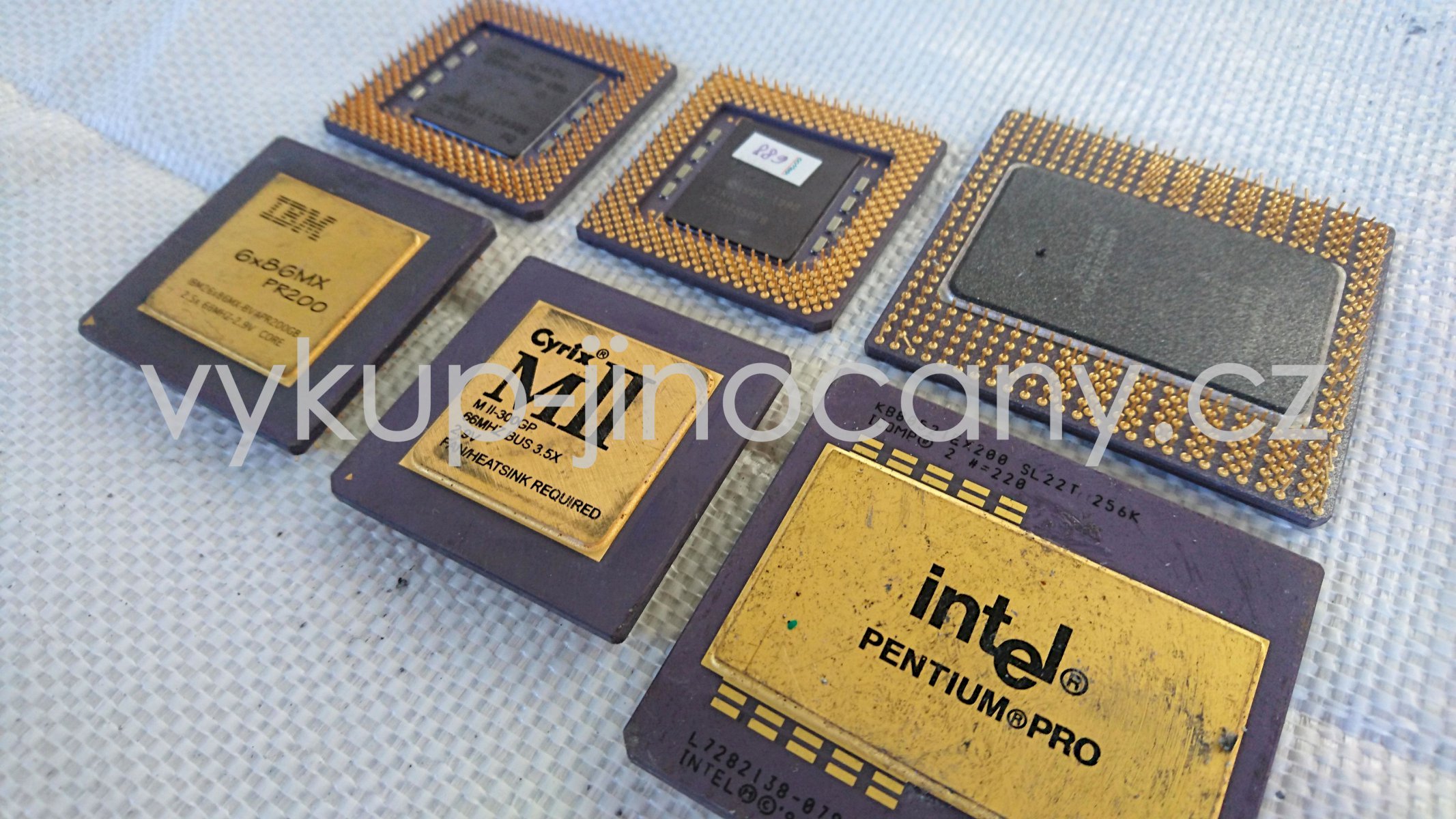 procesory keramické jednostranně zlacené silné - velké/malé